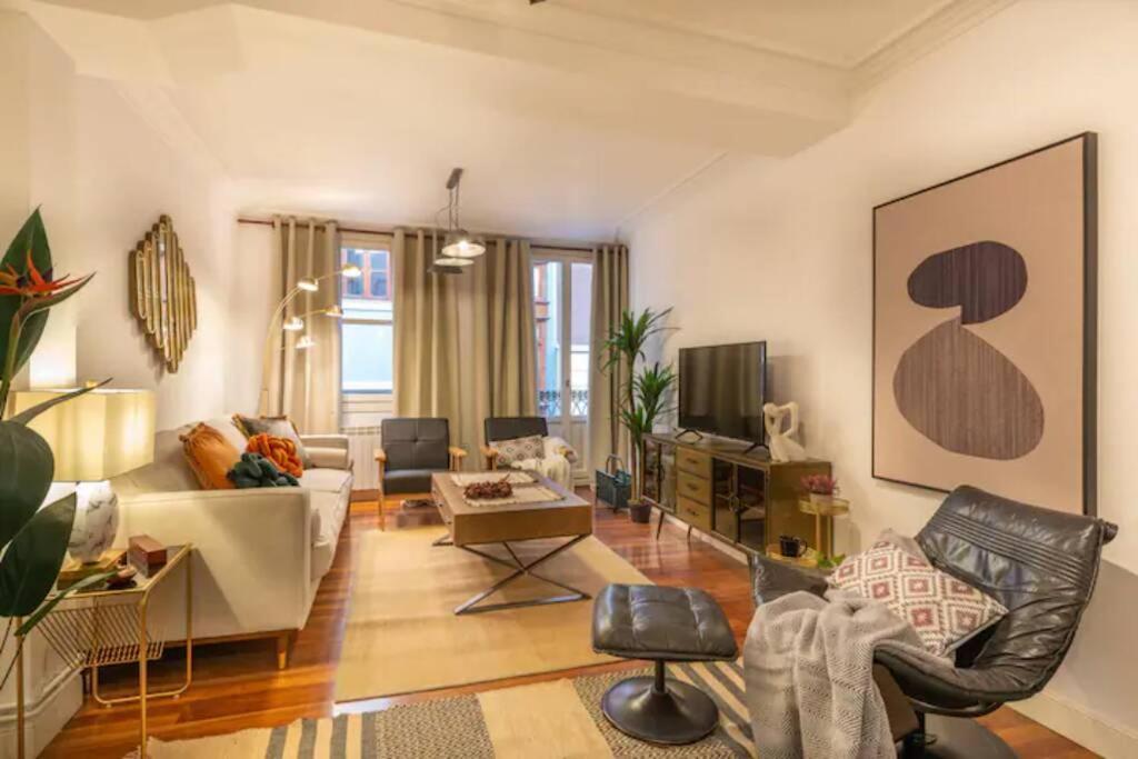 Exclusivo Apartamento En El Casco Viejo ビルバオ エクステリア 写真